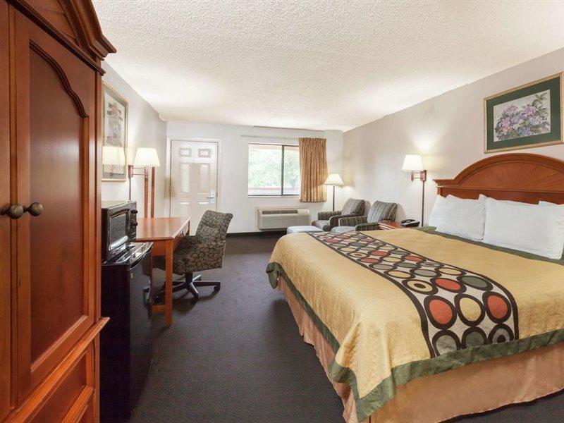 Hotel Super 8 By Wyndham Arlington East Esterno foto